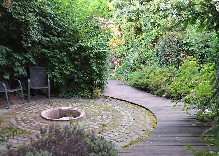 Gaestezimmer Mit Garten In Fischeln